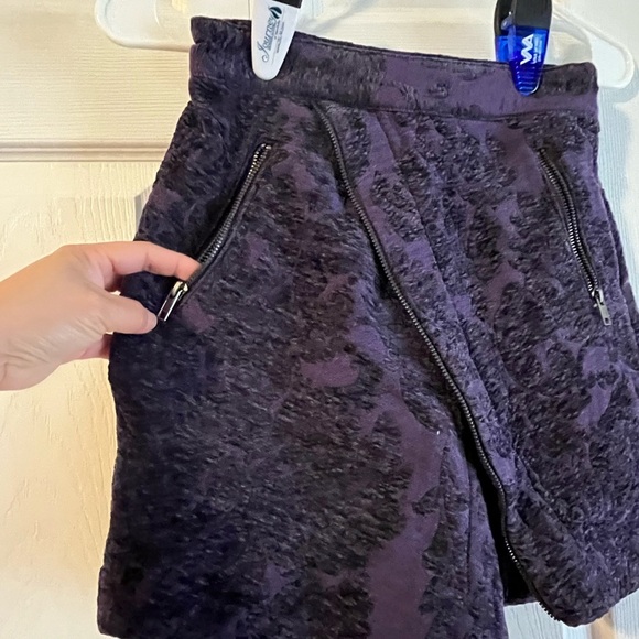 NWT MINI SKIRT Size : XS-TP - Picture 4 of 10